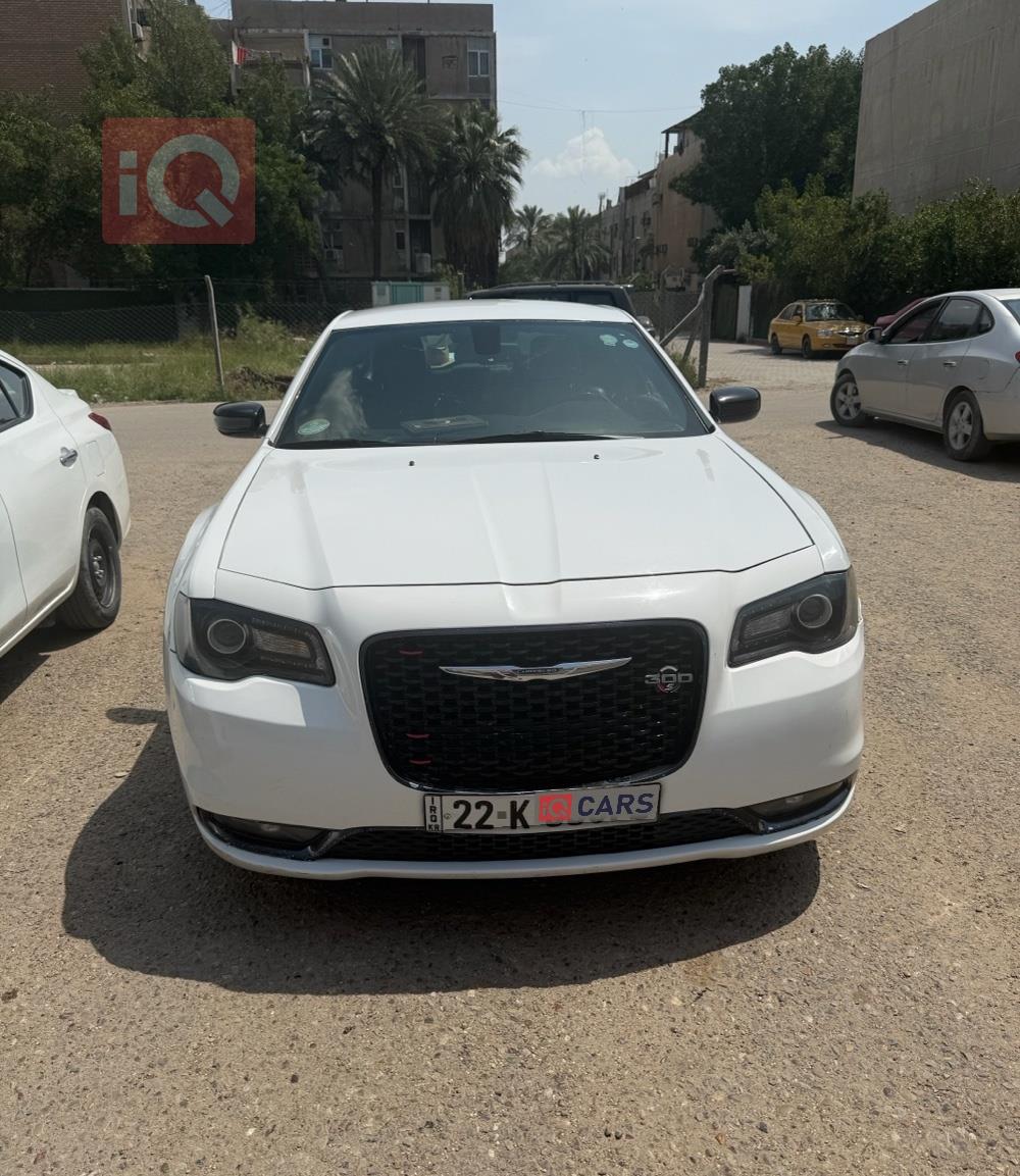كرايسلر 300